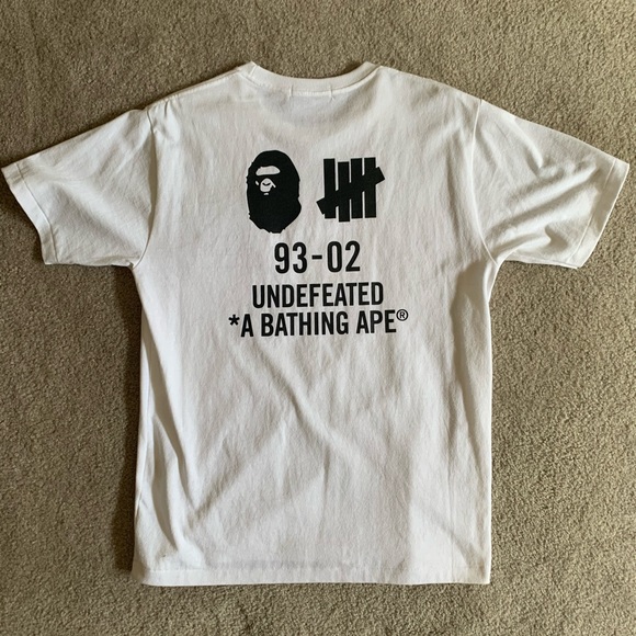 Bape | Shirts | Bape X Undefeated T Shirt Sz M | Poshmark 多様な APE Tシャツ ×UNDEFEATED Tシャツ/カットソー(半袖/袖なし)